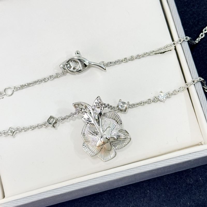 chr1st1an D10r necklaces